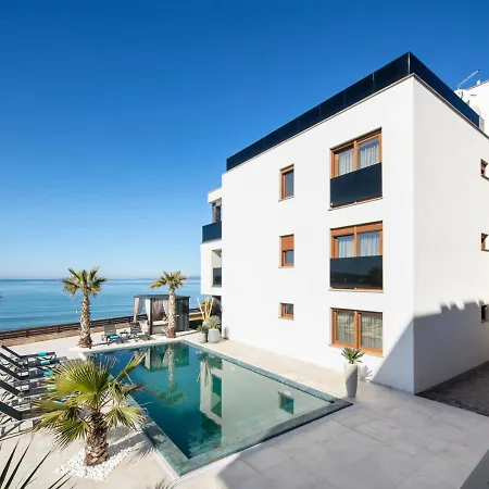 In With Sea View, Terrace, Air Conditioning, Wifi 5176-5 Vir
