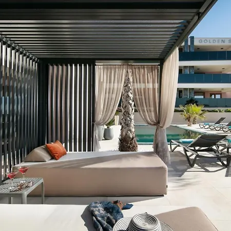 Apartment In With Sea View, Terrace, Air Conditioning, Wifi 5176-5 Vir