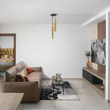 Apartment In With Sea View, Terrace, Air Conditioning, Wifi 5176-5